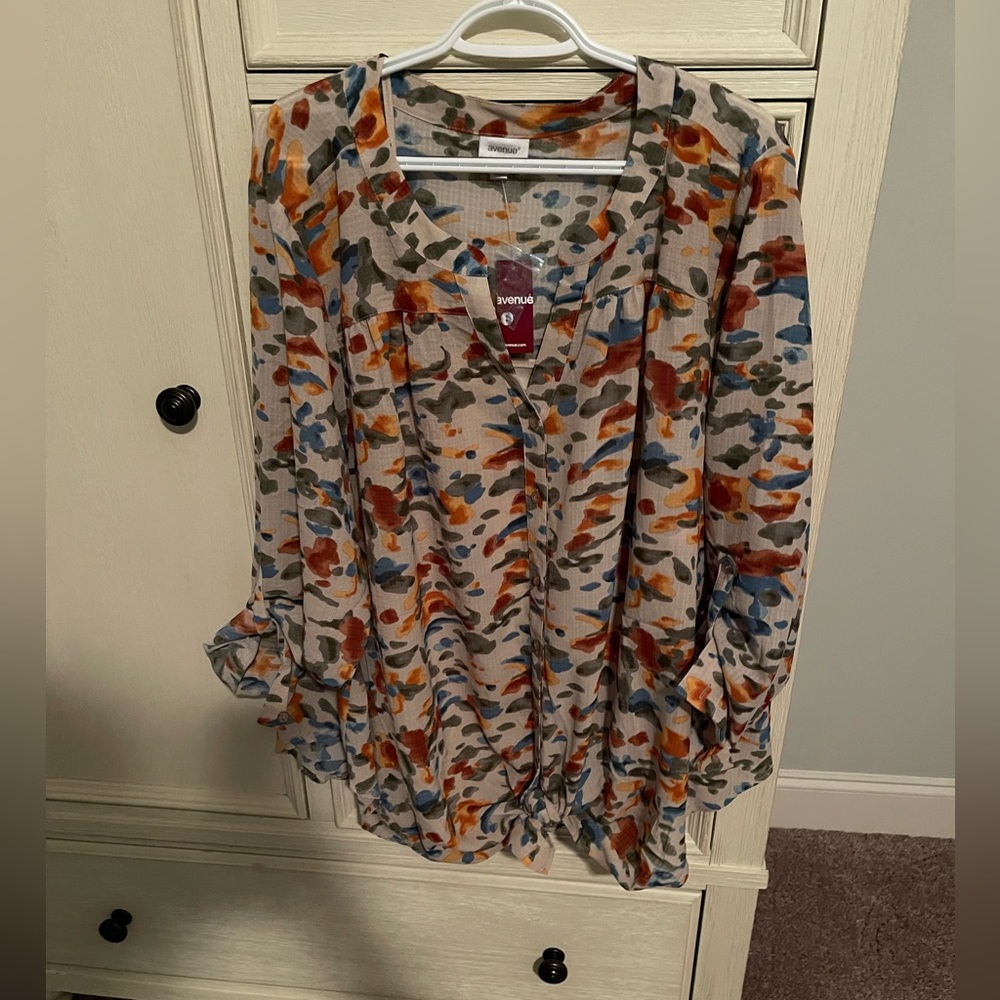 Women's Avenue 26/28 plus size